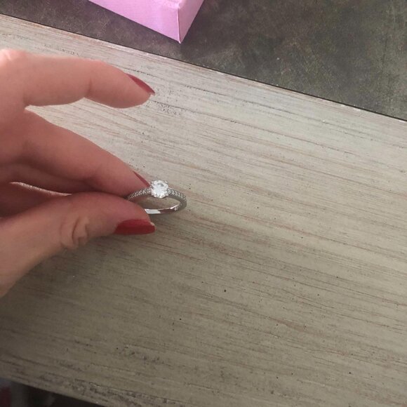 Swarovski Ring - Picture 2 of 3